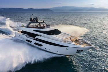 93' Ferretti Yachts 2020